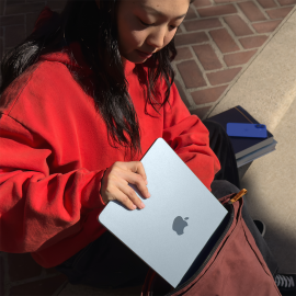 Apple 13-inch MacBook Air, M4 chip with 10-core CPU and 10-core GPU, 16GB, 512GB SSD - Sky Blue